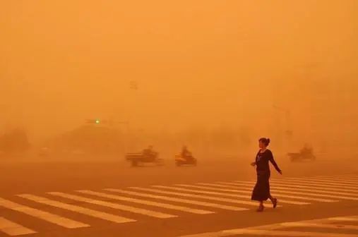 強沙塵天氣對我國環境空氣質量帶來嚴重影響，空氣質量監測站大有用處！
